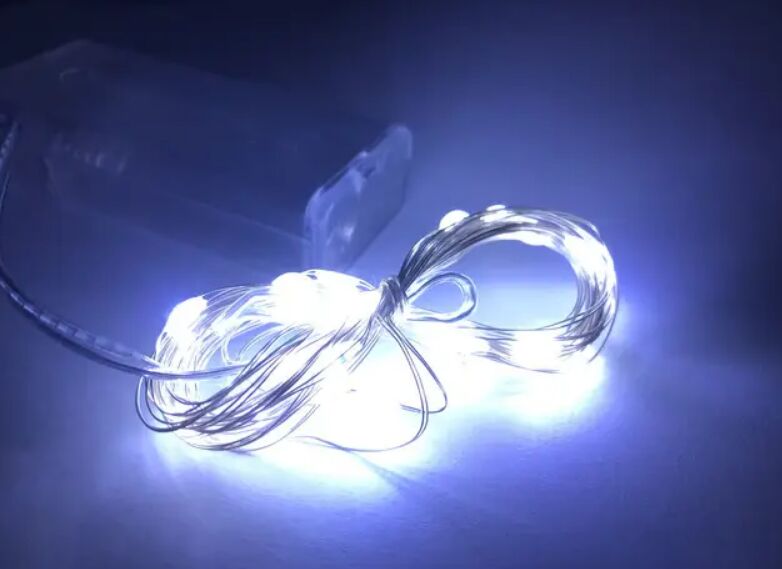 Світлодіодна гірлянда нитка дроту крапля роси 2м 25led БАТАРЕЙКИ Cool White